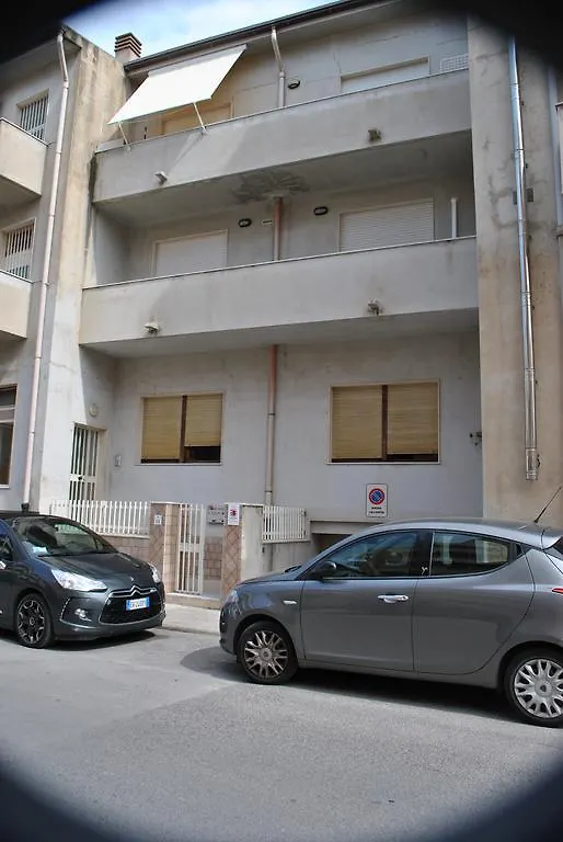 Solelunamare Guest House Alghero 2*,
